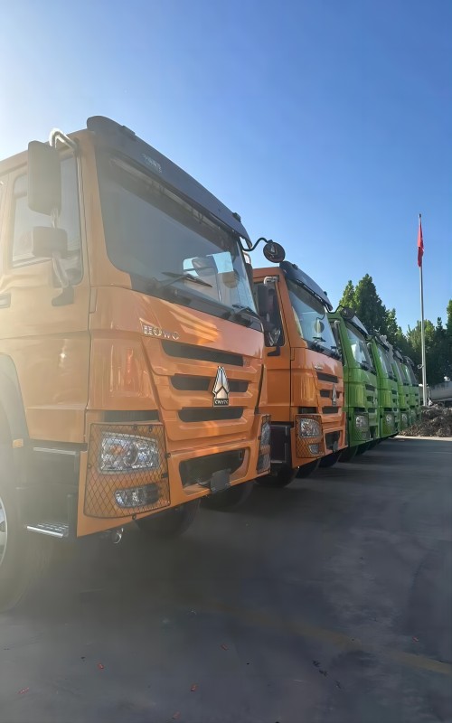 SINOTRUK NEGARA II dan Negara III BARU 6*4/*8 4 Dump Truck