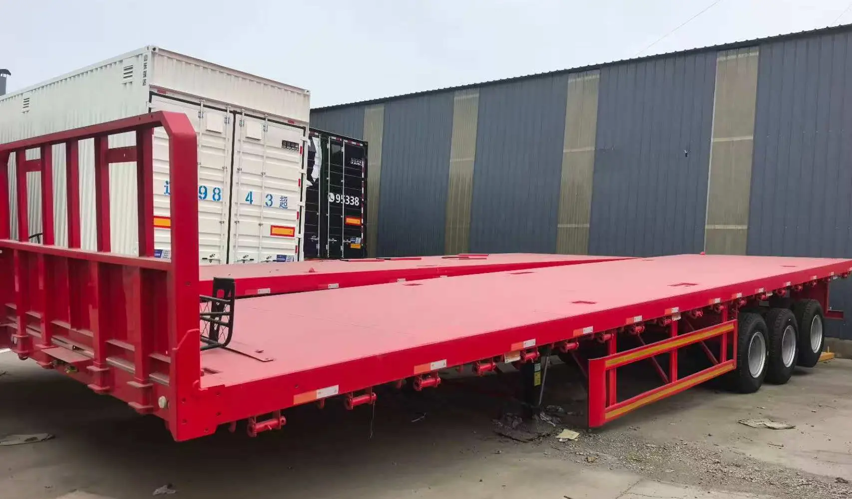 Trailer Semi Lowbed 3 Gandar Bekas